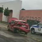 Uno de los autos implicados en el choque, en la Av. Samborondón.