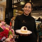 Pastelería. Nicole Robalino, máster, muestra su versión del dulce de tres leches que ofrece en el local Nicole Pastry Arts.