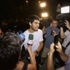 El tenista Carlos Alcaraz, flamante campeón de Wimbledon, a su llegada a su domicilio de la localidad murciana de El Palmar.