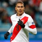 El ariete peruano Paolo Guerrero llega a Liga de Quito con la mira en recuperar la racha goleadora