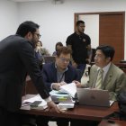 Diligencia. El fiscal Álex Castillo durante la audiencia cumplida este viernes en el Complejo Judicial norte.