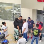 Exteriores de hospital de Manta.