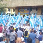 Decenas de bandas de guerra de la ciudad desfilaron desde la avenida Quito