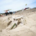 Un modelo de robot capaz de avanzar bajo la arena, a una profundidad de 12 centímetros. Avanza a una velocidad unos 4 metros por hora.