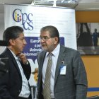 El aspirante Franklin Zambrano Loor (derecha) fue uno de los impugnados y presentó sus descargos.