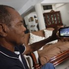 Flavio Perlaza afirma que no se cansa de ver varias veces el video del título que logró Barcelona en la temporada de 1980.