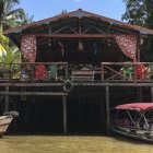Fotografía de una vivienda al lado del río, el 27 de julio de 2023, en Belém (Brasil).