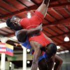 En los Juegos Suramericanos de Asunción, Peralta (i) obtuvo medalla de plata en los 60 kg, aun siendo juvenil.
