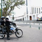 Fachada. Residentes denuncian que hay negocios que camuflan ilícitos.