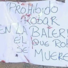 Dejaron un panfleto junto a tres personas asesinadas en el noroeste de Guayaquil