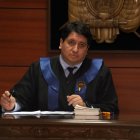 Resolución. El conjuez Bayardo Espinosa levantó las medidas que pesaban contra 15 procesados en el caso Sinohydro.