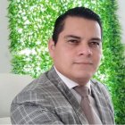 El abogado Miguel Santos Burgos, de 39 años, fue candidato a alcalde y concejal de su cantón.