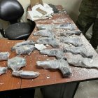 Vario material decomisado en pabellones de la Penitenciaria del Litoral y en oficinas del SNAI