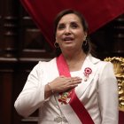 Boluarte explica que también quiere "llenar un vacío" en la "legislación e incorporar la figura de la expulsión, en caso de flagrancia".