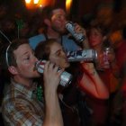 Normativa. Indican que la LUAE permite restaurantes pero no bares o discotecas en la zona.