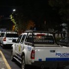 Ambiente en las afueras de la Unidad de Flagrancia.