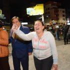 Simpatizantes de Fernando Villavicencio muestran su dolor e indignación en las calles de Quito.