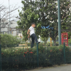 Hecho. La falta de cuidado genera peligro para los niños que utilizan el área.