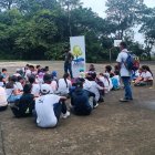 Los héroes trabajan desde su campo de acción para el país
