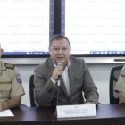 Juan Zapata, ministro de Interior, dio a conocer detalles de los sospechosos en rueda de prensa