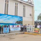 Pedido. Los históricos miembros del grupo de habitantes de Playas, que lideraron la cantonización.