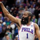 Harden le pertenece a los 76ers, pero pidió traspaso. Solo obtuvo negativas.