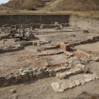 Sitio. Se observan las ruinas del templo, cimientos y restos de paredes. Arqueólogos rusos han descubierto una sinagoga del siglo I de nuestra era, lo que la convierte en una de las más antiguas del mundo, en la región sureña rusa de Krasnodar.