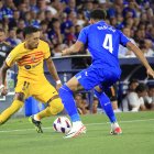 El extremo brasileño vio la tarjeta roja por una fuerte entrada al rival.