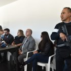 Con un fuerte resguardo policial y algunos familiares con chaleco antibalas se dio a conocer de la denuncia.