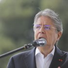 El mandatario, y otros funcionarios más, fue denunciado por el delito de asesinato.