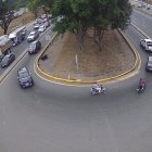 El flujo vehicular con sentido al peaje también se caotizó.