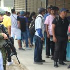 Los recintos electorales cuentan con seguridad.