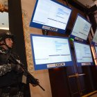 Seguridad. Un gran contingente que incluía vallas de seguridad, policías y militares, revisando bolsos y mochilas, fue el ambiente en los recintos de la capital.