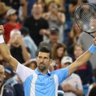 El serbio venció a Alcaraz en la final por 5-7, 7-6(4) y 7-6(4).