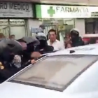 Captura de vídeo. La ciudadanía se mostró indignada ante el posible secuestro.