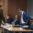 Diligencia. Defensores de los procesados durante una de las audiencias del caso.