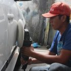 Cuando la pintura del carro ha sido afectada por el paso del tiempo se recomienda aplicar pulimento.