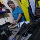 Quienes trabajan en la informalidad, son personas