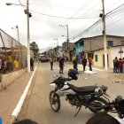 La víctima trató de correr hacia donde estaba un grupo de ciudadanos.