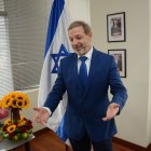 Diplomático. Zeev Harel concluye la misión diplomática en Ecuador como embajador de Israel.