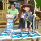 El escritor Luis Corononad tiene todo ñsito para el lanzmaiento de lsos textos