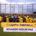 Quito, 13 de agosto de 2023. Partido por Liga Pro Bet593, La Sociedad Deportiva Aucas recibe a Liga Deportiva Universitaria en el Estadio Gonzalo Pozo Ripalda. API/JUAN RUIZ CÃ“NDOR ag-periodistas