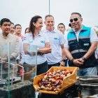 La prefecta de Guayas, Marcela Aguiñaga, celebró la fecha en el cantón Daule.