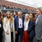 La familia real holandesa con Stéfano Domenicali, Presidente Fórmula 1.