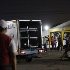 Durán. Elementos policiales recogen evidencias la noche del martes 29 de agosto de 2023, en uno de los lugares donde hubo tiroteos.