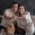 Gabriela Guzmán con su esposo.