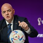 Infantino rechaza los actos cometidos por Rubiales.