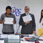 Trámite. La revisión del expediente íntegro del postulante se hizo de forma manual.