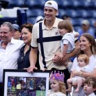 El tenista estadounidense, acompañado de toda su familia la tarde del jueves pasado, luego de quedar eliminado del USOpen y jugar el último partido de su carrera.