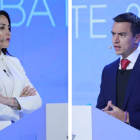 Los dos presidenciables que pasaron a segunda vuelta se volverán a medir en un nuevo debate.